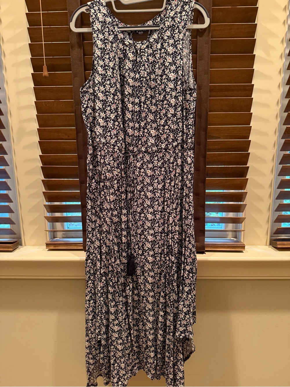 Sleeveless Navy Floral Maxi Sun Dress with Delicate White and Red Blooms 8